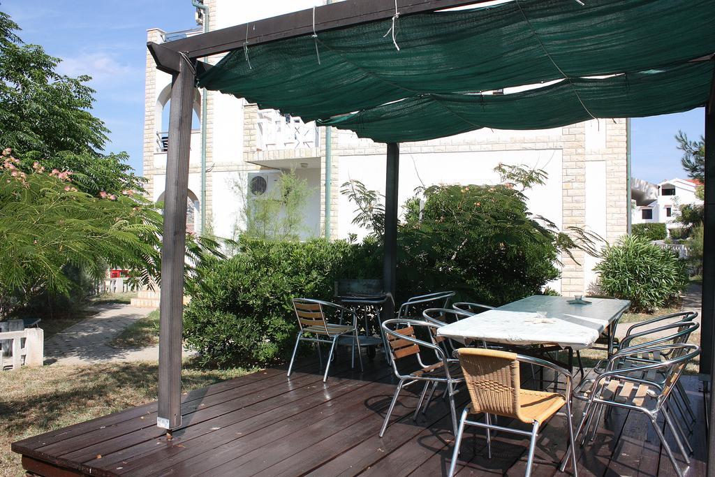 Apartments Tatjana Pag Extérieur photo