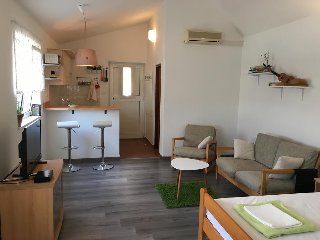 Apartments Tatjana Pag Extérieur photo